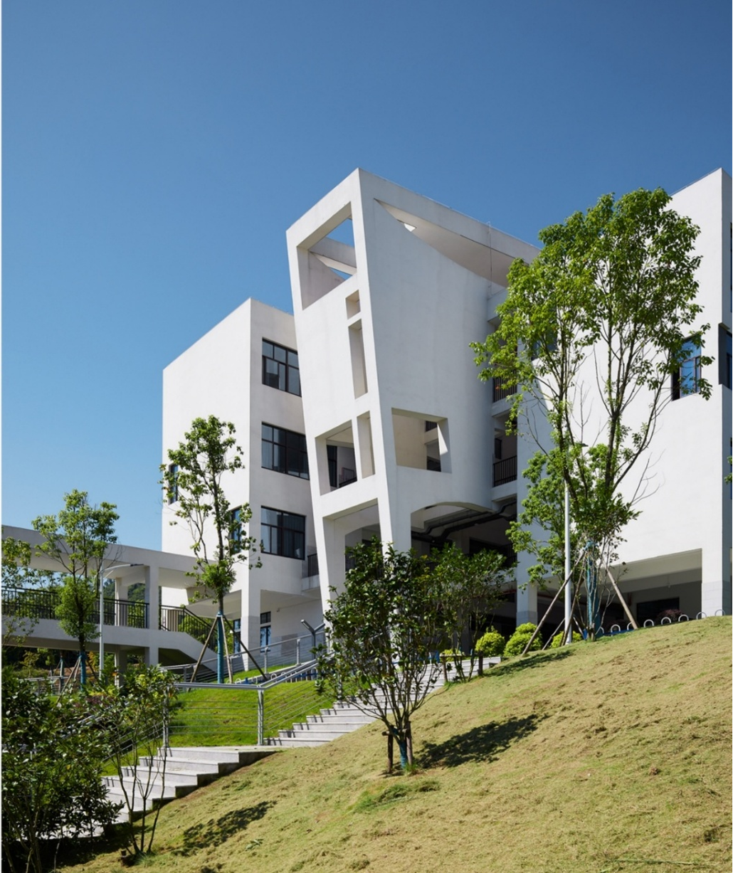 张华:个色的“拧种”