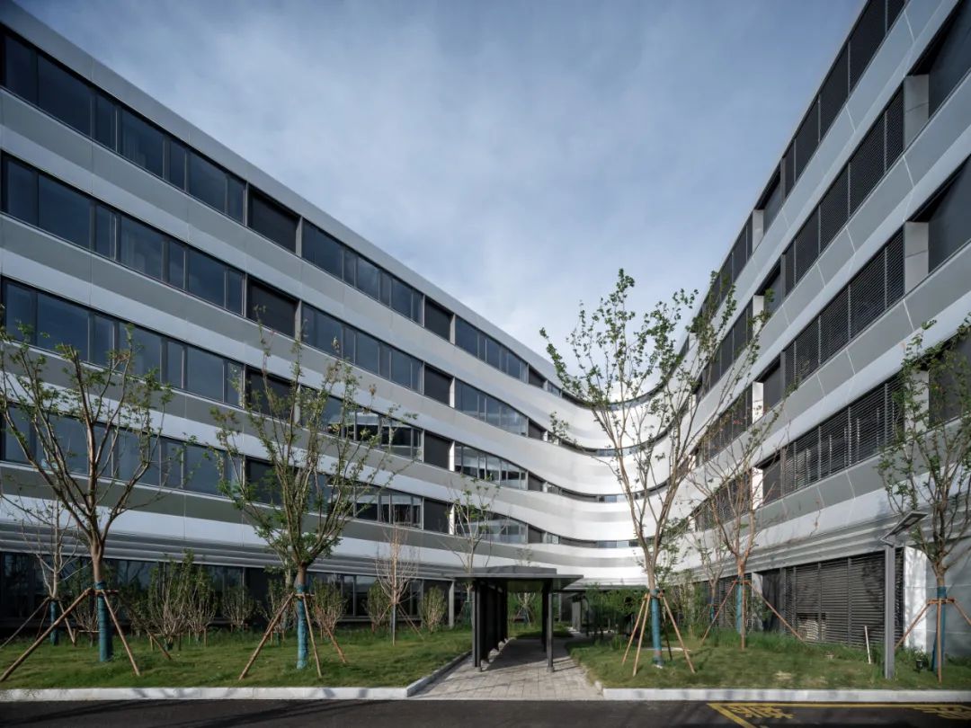 line+WORK | Education Hub：HIS杭州国际学校
