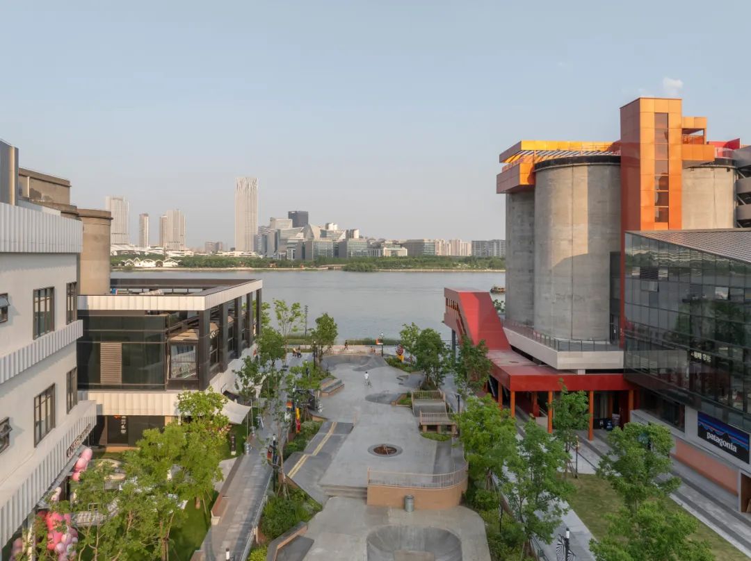 MVRDV 完成上海 GATE M 西岸梦中心，改造升级工业遗存，打造活力滨水文旅目的地