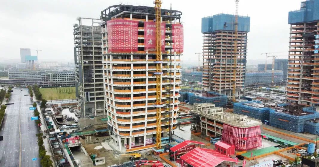 南通招商银行大厦喜迎封顶 | HPP快讯