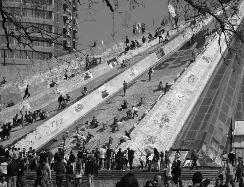 巧塑垂直空间，赋能城市活力，MVRDV 楼梯设计精选