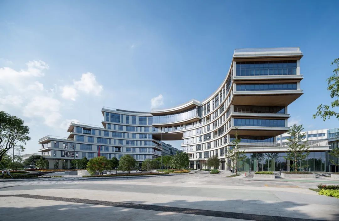 探秘未来校园建成背后 | 香港科技大学（广州）正式启用