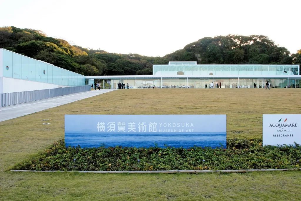 被虚构的群众 与 本真的逆袭 ｜ 山本理显