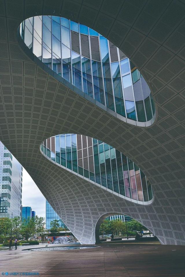 李忠观点丨公·私之间——城市步行空间精细化管理提升建议(下篇)