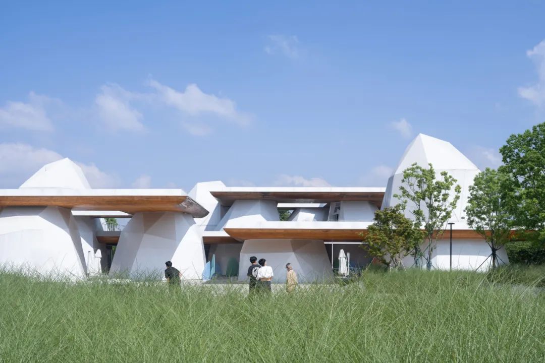line+WORK | 相遇在山间：下岩贝景区云峰十二重