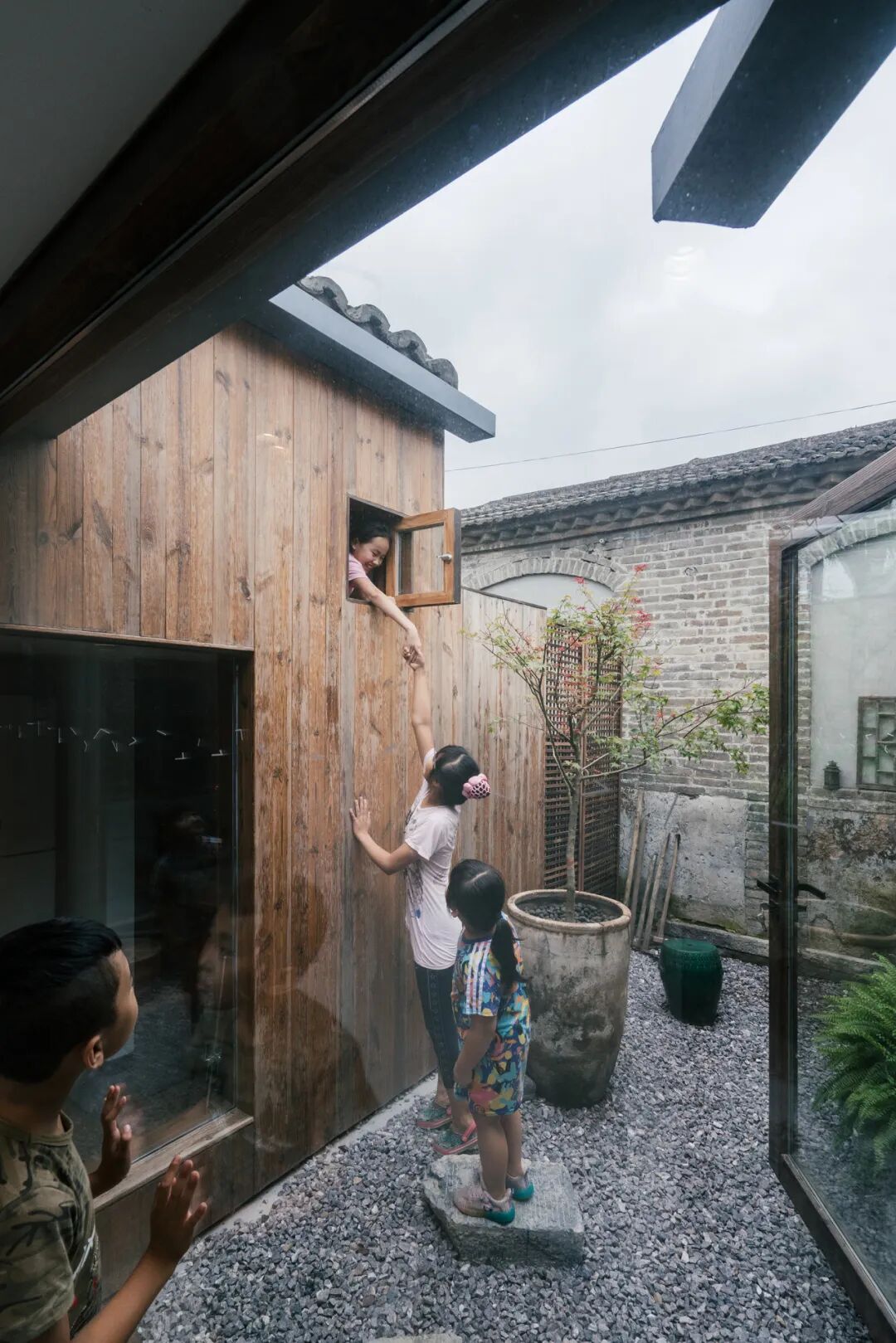 成直:我的社会价值“不参与”