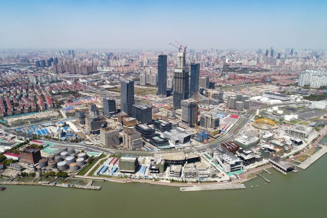 MVRDV 完成上海 GATE M 西岸梦中心，改造升级工业遗存，打造活力滨水文旅目的地