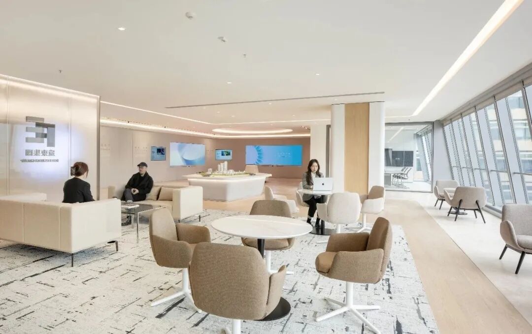 天际线的留白:远东集团的空间诗学