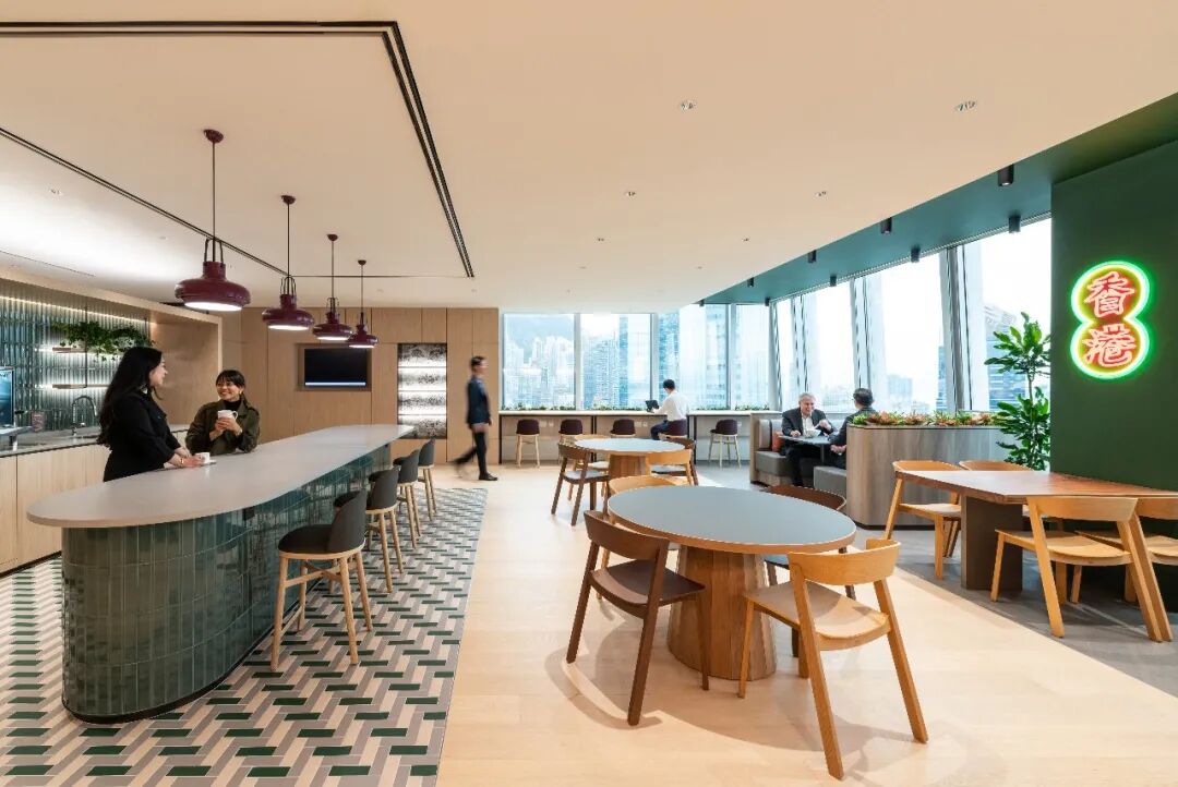 Gensler 2026年全球职场调研发现：使用AI最频繁的员工，团队联结也最紧密