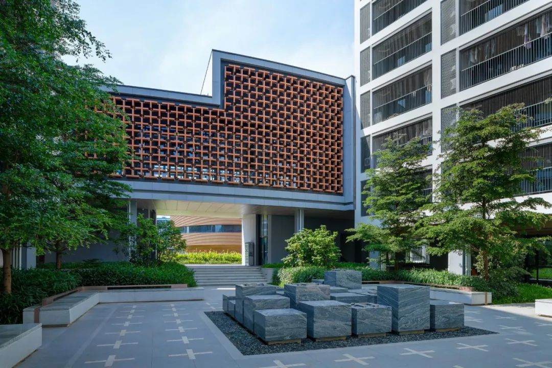 Aedas新作 | 北师香港浸会大学二期校园，钟灵毓秀，碧水绕亭