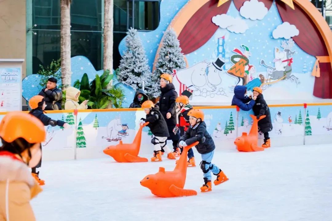 “冰雪+”商业新模式，文旅联动，打造沉浸式冬日体验