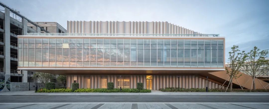 理想社区 | 从&ldquo;老人乌托邦&rdquo;到&ldquo;所有人的社区&rdquo;：上海新发展怡福荟康养小镇 | GN栖城设计