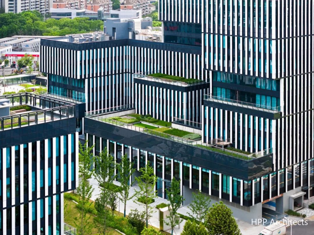上海后世博开发“绿谷”投入使用：浦银中心办公楼+EVEN Hotel | HPP