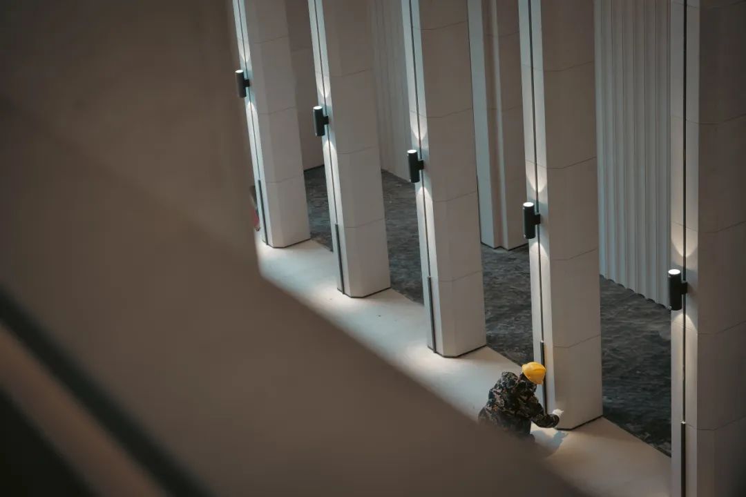 一座献给社区的礼堂 | 成都华润置地·上璟润府【致逸现场】 