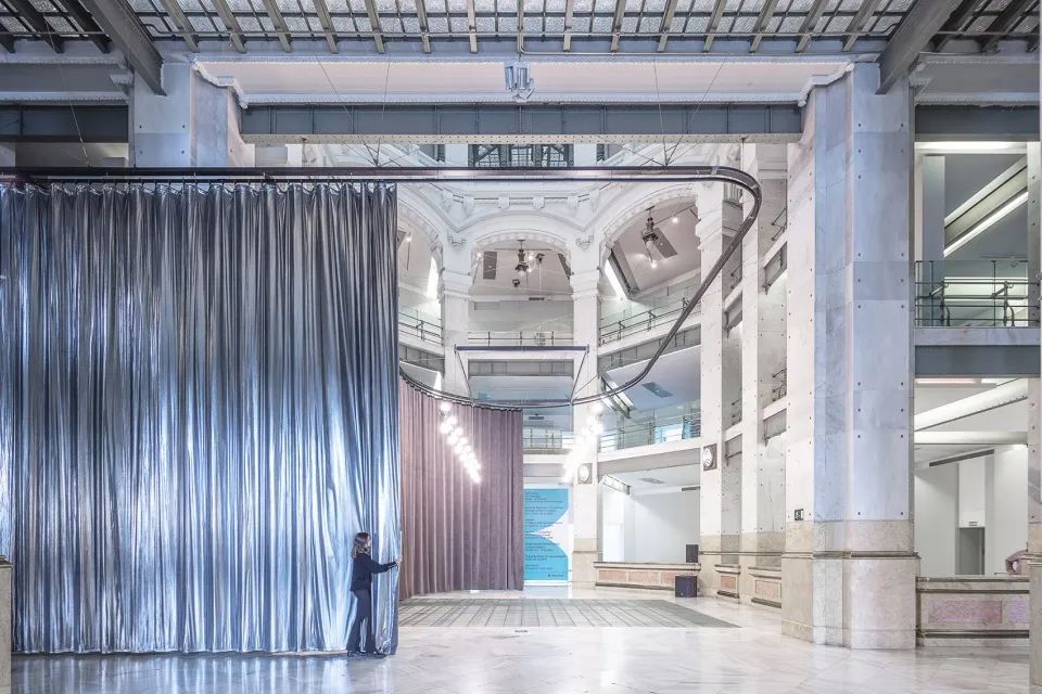 邮政大楼重生改造 | 摇身变为态度十足的文化中心！