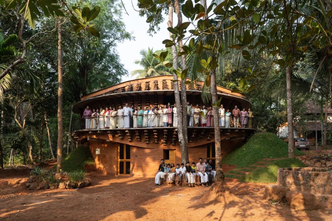 第一期马岩松做主编的domus，我们讨论了什么?