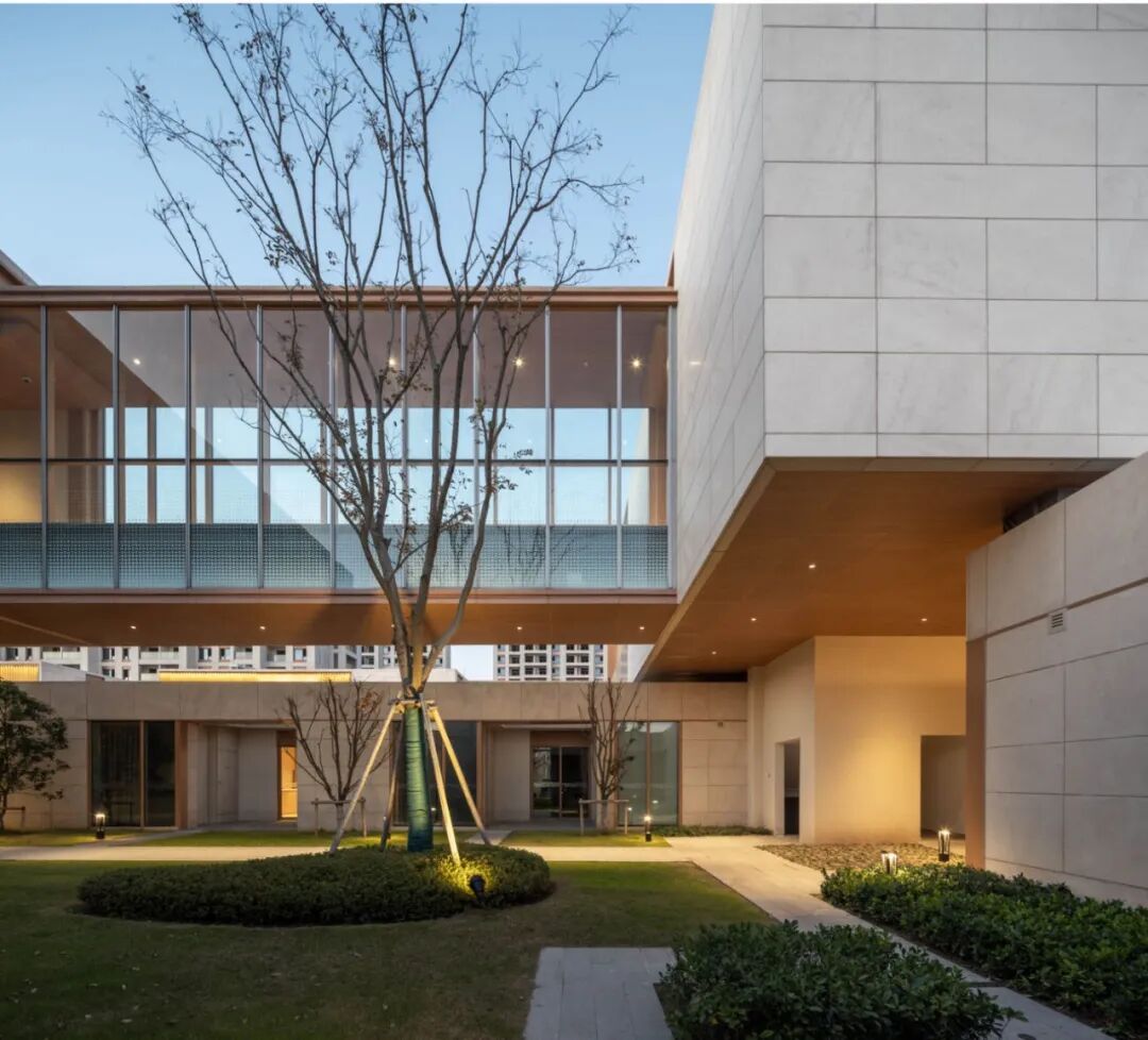 理想社区 | 从&ldquo;老人乌托邦&rdquo;到&ldquo;所有人的社区&rdquo;：上海新发展怡福荟康养小镇 | GN栖城设计