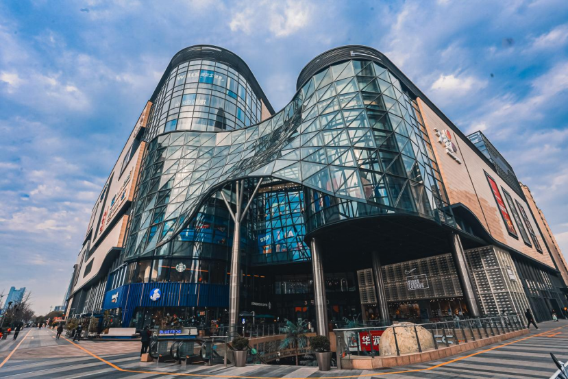 还在死磕&ldquo;产品力&rdquo;赛道？龙湖的圈层服务力出圈了！！