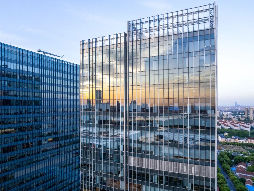 前滩国际广场与陆家嘴广场L+PLAZA商场