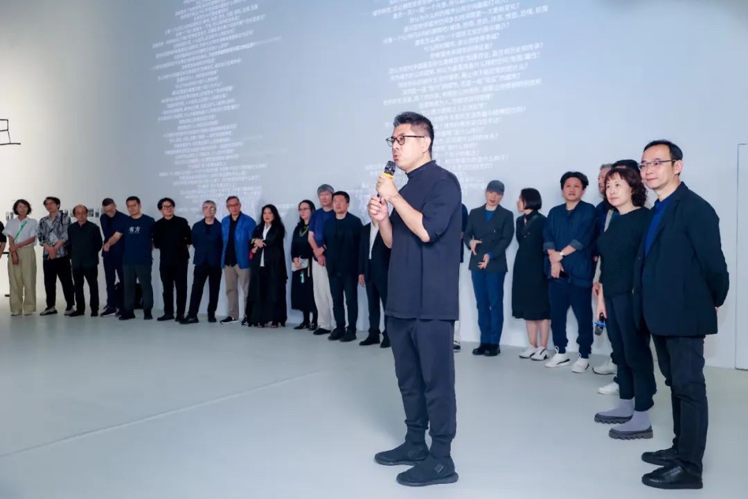 《马岩松：流动的大地》大展深圳开幕