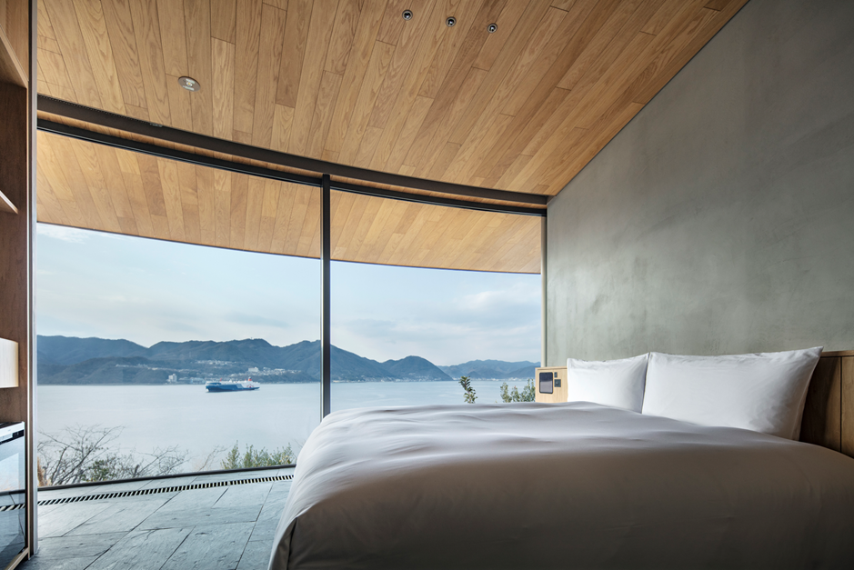 BIG × NOT A HOTEL:佐木岛山地三栋度假别墅正式启幕