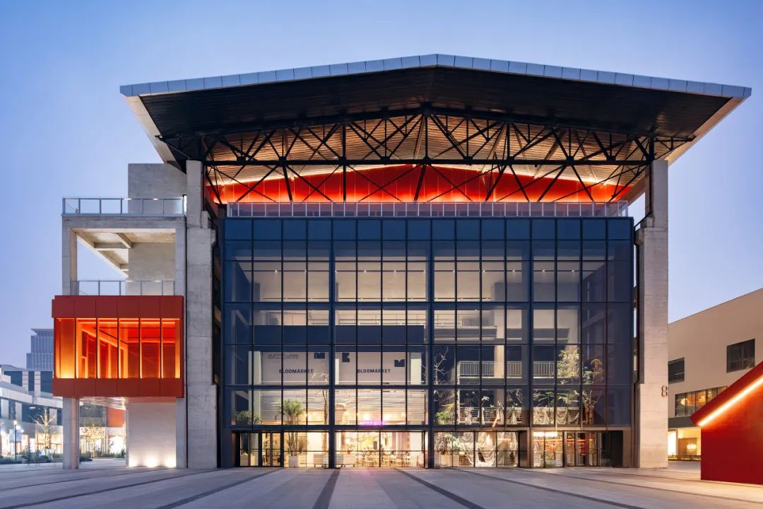 MVRDV 完成上海 GATE M 西岸梦中心，改造升级工业遗存，打造活力滨水文旅目的地