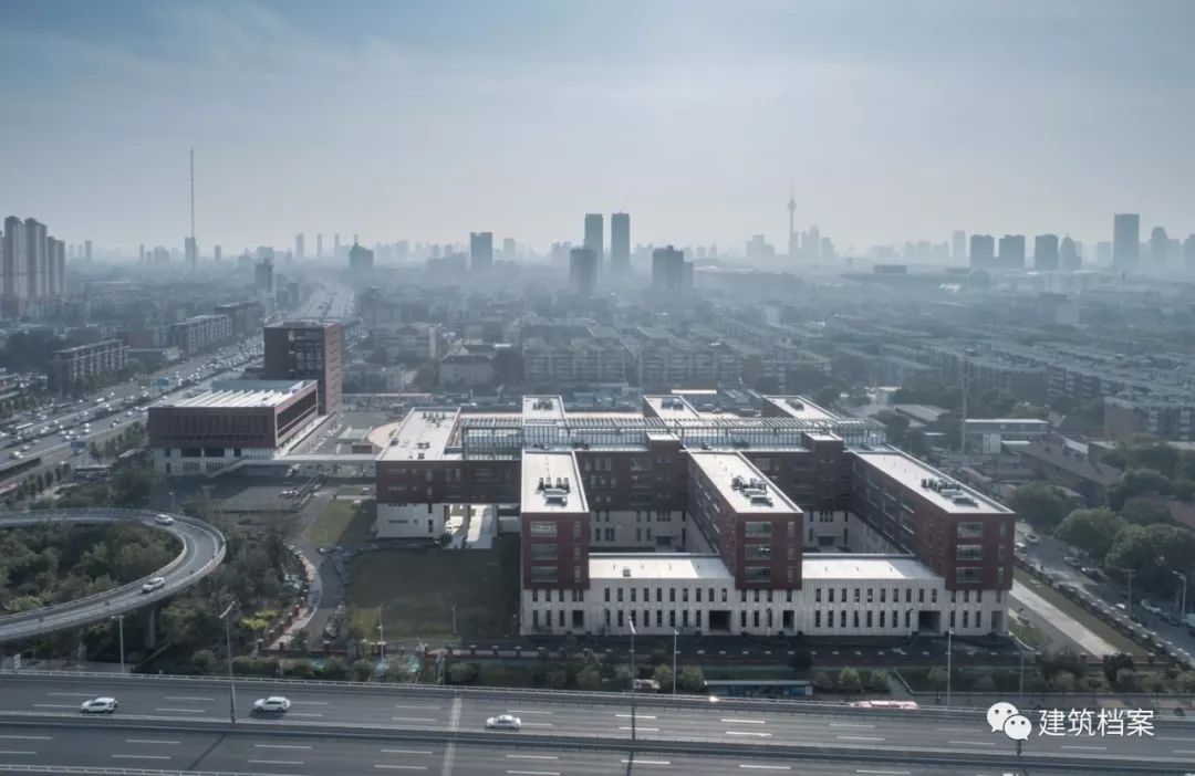 天津四中，济宁文化中心，南京五季金陵酒店，腔体教堂，铜陵山居