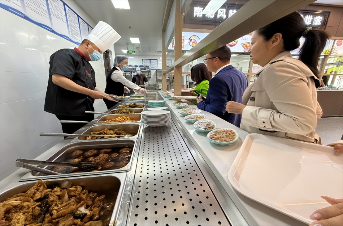 禧悦兴城社区食堂正式开业|禧悦伴三餐 臻心为业主