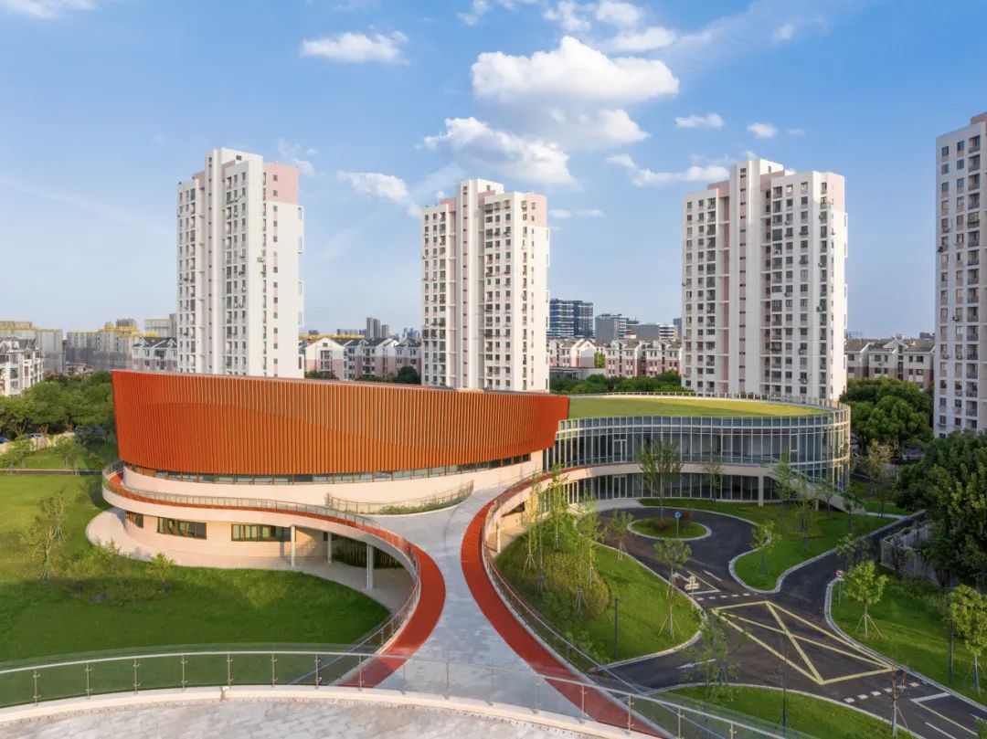上海三林懿德社区文体中心丨“镶嵌”在社区当中的一站式“体育+”公园