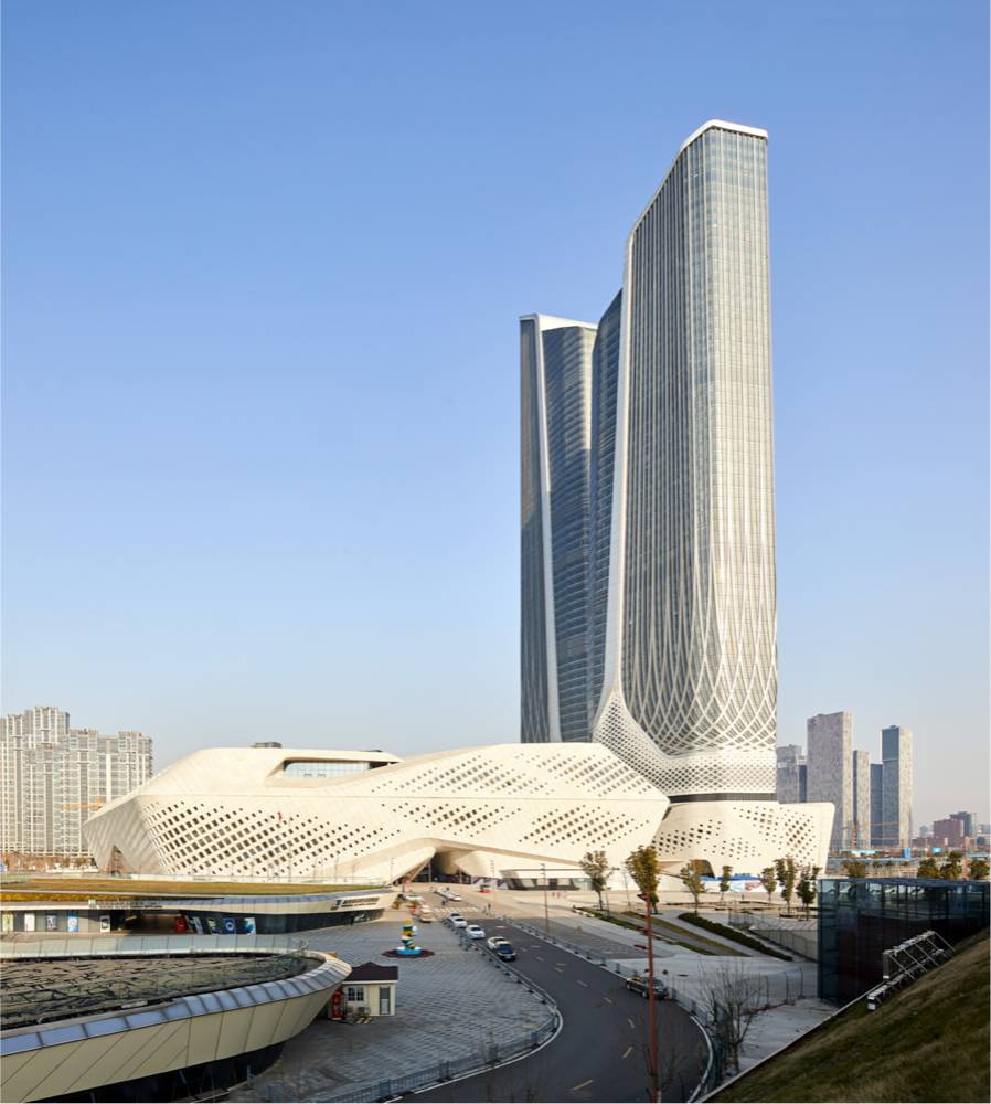扎哈 · 哈迪德，费宁浩，UFO建筑工作室