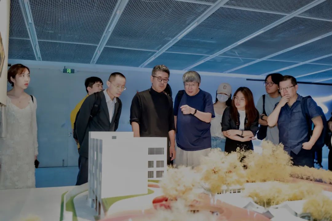 《马岩松：流动的大地》大展深圳开幕