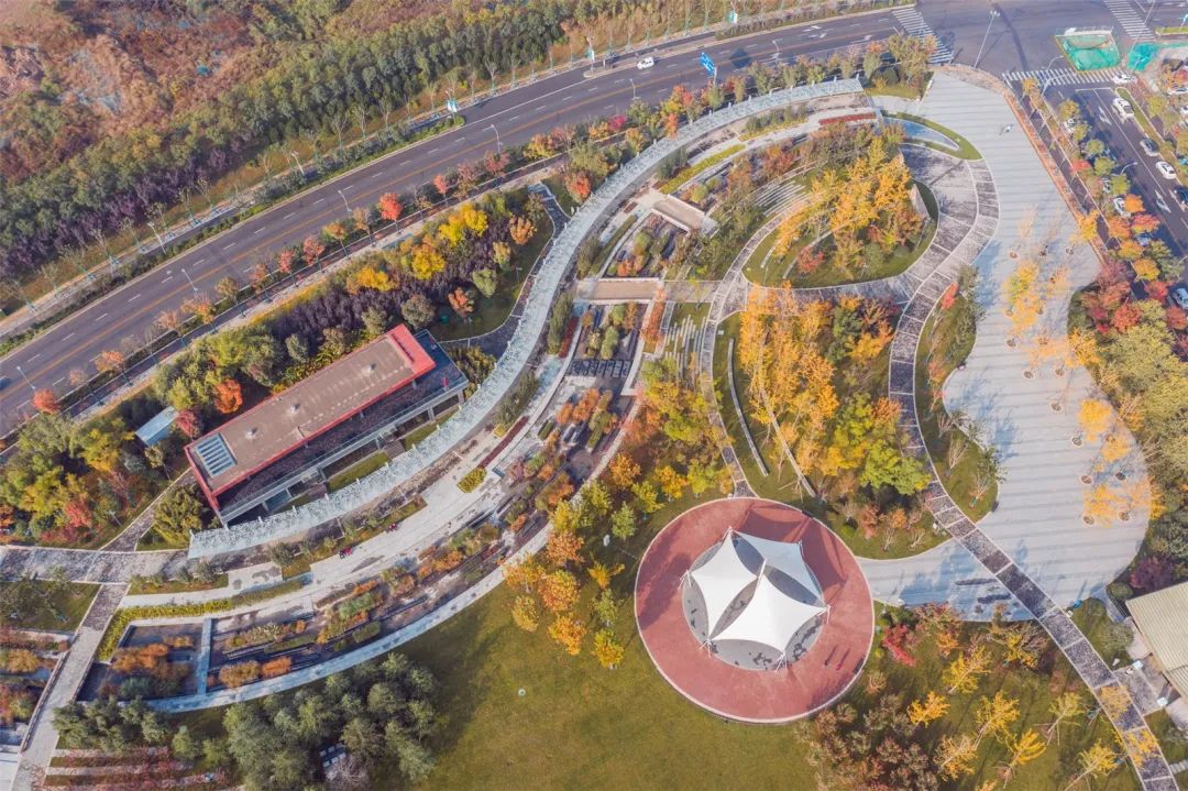 LA专集 | 全民健身日 | 健康视角下城市户外游憩空间设计