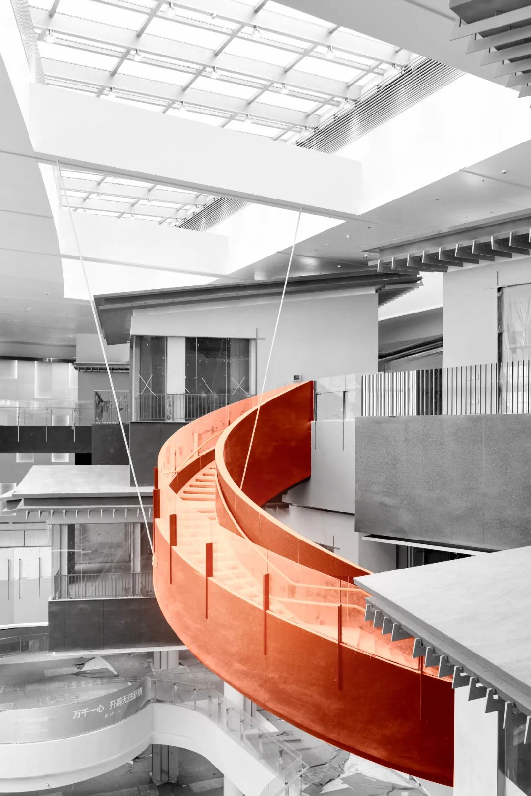 8月 | 深圳、杭州、南京等多项目完工或施工中，苏州、重庆标杆项目中秋即将面世...