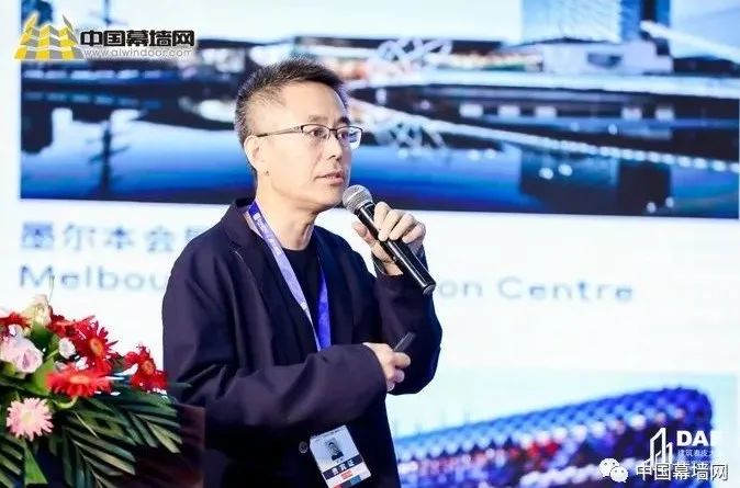 9月 | 多项目收获大奖及报道;厦门五缘湾湿地公园TOD项目解读;京东2号楼启用;两大万象系列商业开幕;海口江东天地开工...