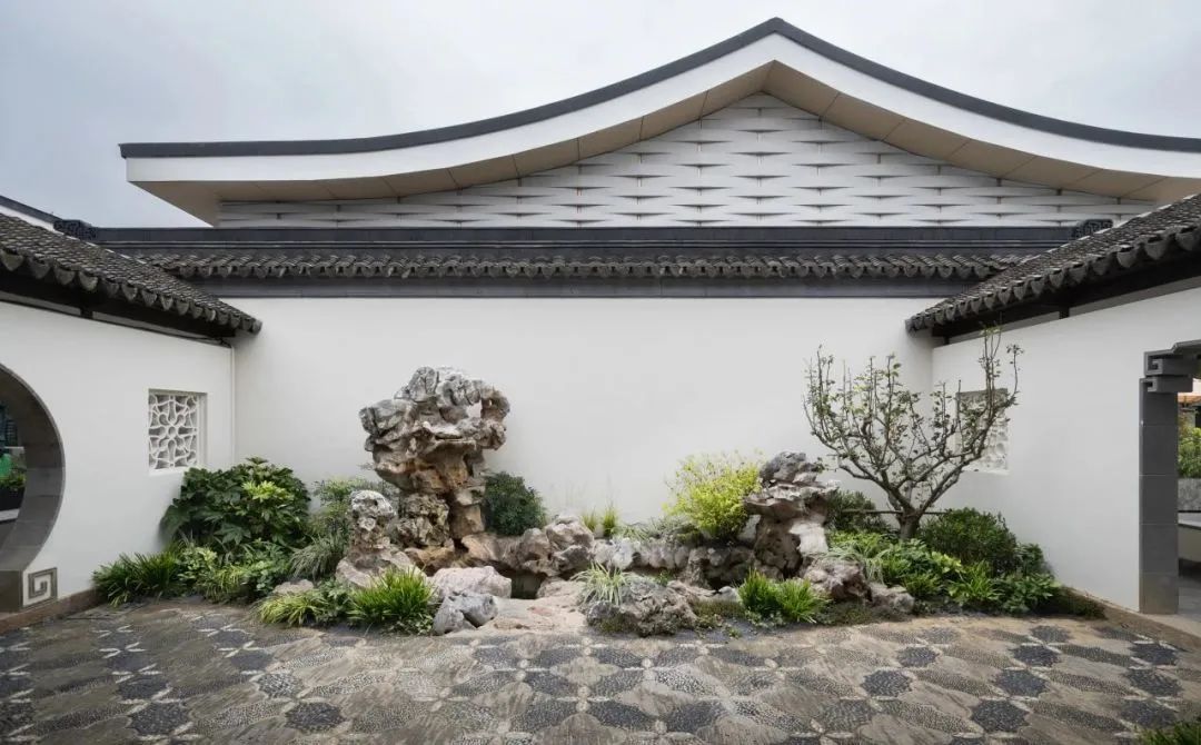 汲取在地文化灵魂，Aesop伊索的门店美学探索