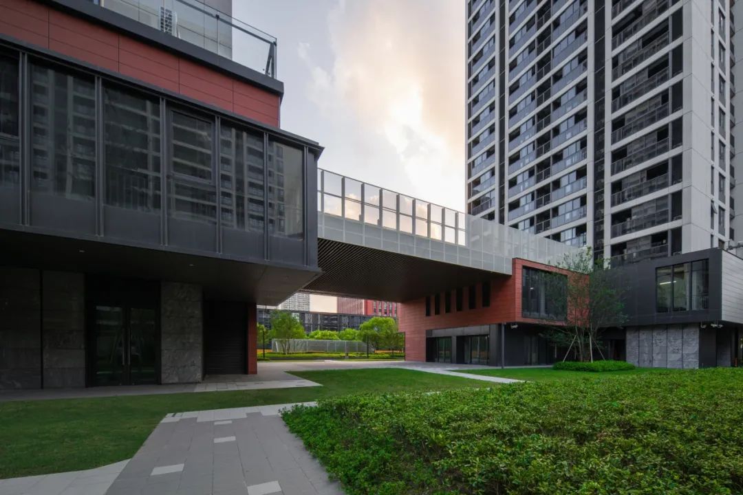 上海核心老城厢的租赁住宅范本 | 上海滨江璟湾社区【致逸精筑】