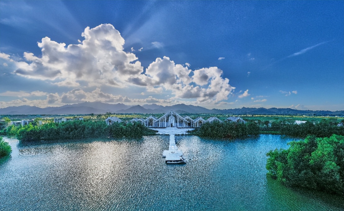 山水间的极致生活 | 世茂碧海银湖
