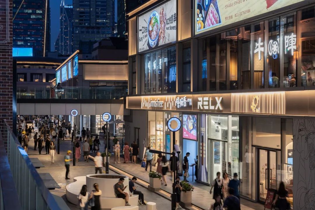 伍兹贝格合伙人赖嘉骐在《FRAME构架》采访中分享街区创生想法：目的地是街道，而非商店！