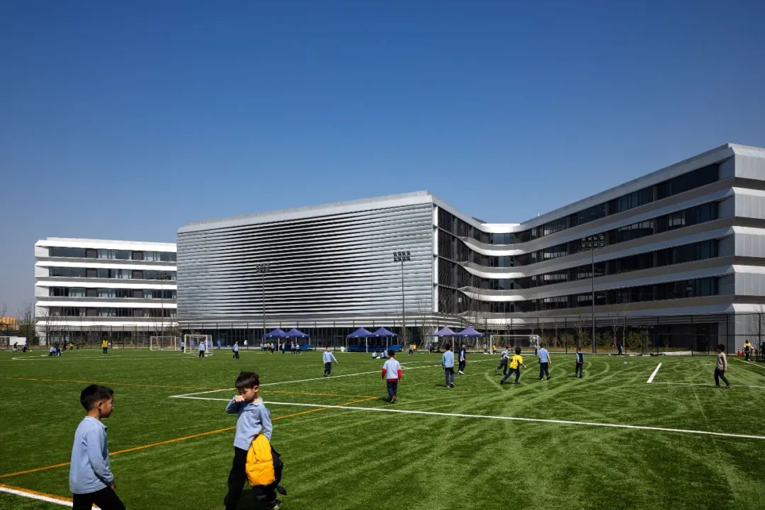 line+WORK | Education Hub：HIS杭州国际学校