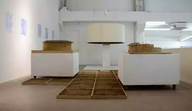 孤独图书馆，798艺术区，雨亭
