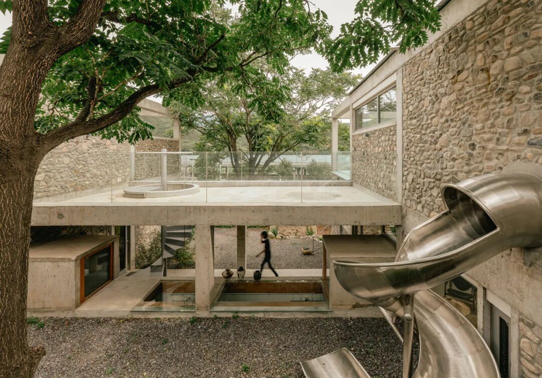 成直:我的社会价值“不参与”