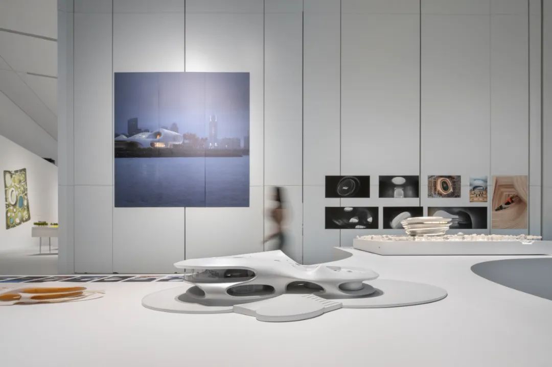 《马岩松：流动的大地》大展深圳开幕