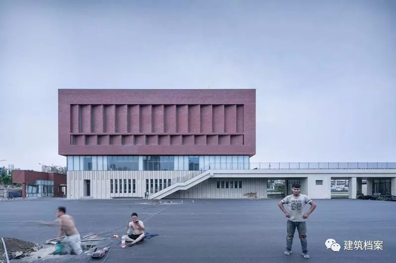 天津四中，济宁文化中心，南京五季金陵酒店，腔体教堂，铜陵山居