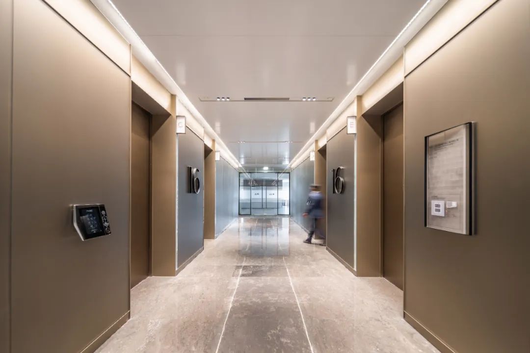 前滩国际广场与陆家嘴广场L+PLAZA商场