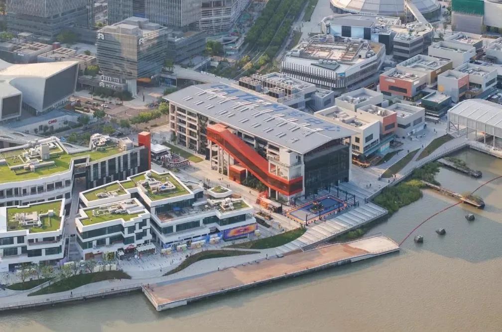 MVRDV 上海总监张许慎先生在 2025《设计上海》发表演讲