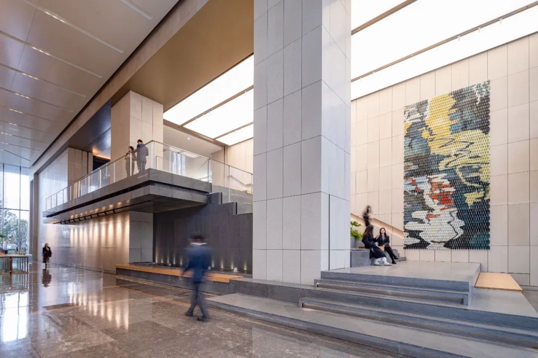 前滩国际广场与陆家嘴广场L+PLAZA商场