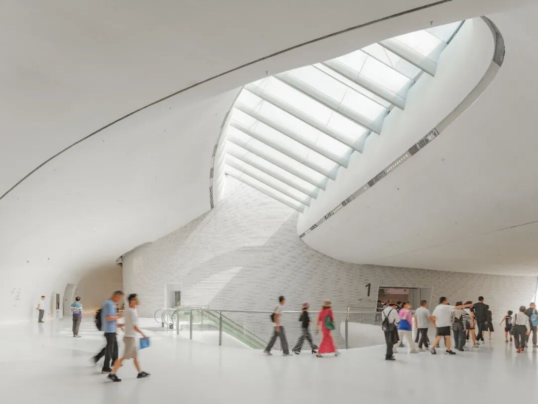 马岩松MAD荣获DEZEEN年度最佳建筑师奖