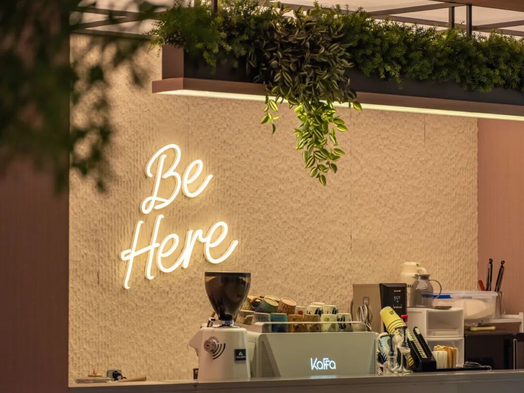 破晓而生·万象青年:苏州青年中心 | HPP