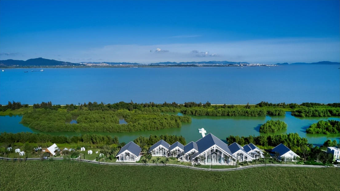 山水间的极致生活 | 世茂碧海银湖