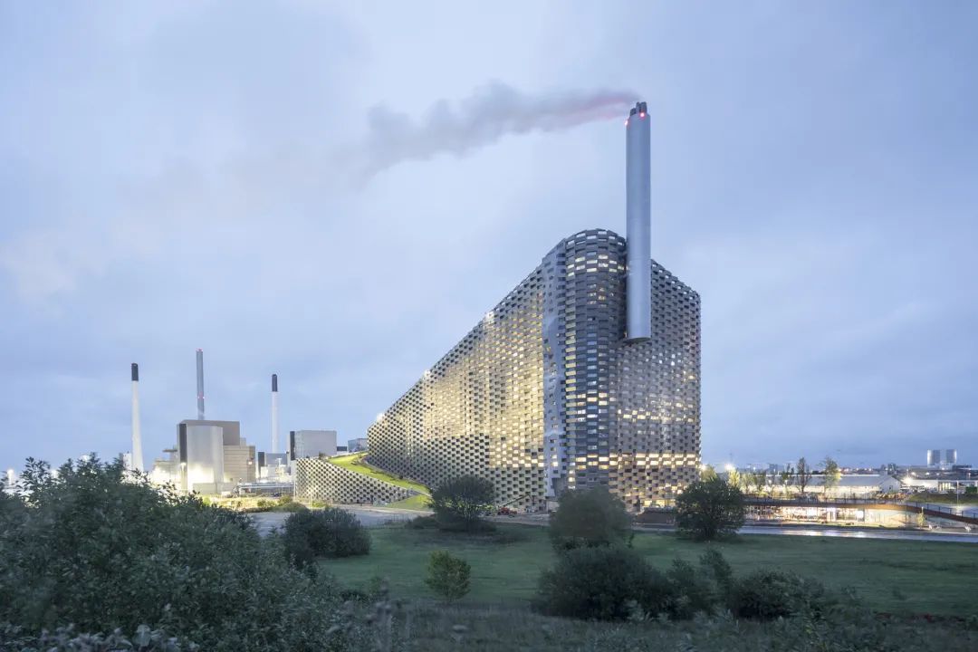 《安邸AD》，Bjarke Ingels，船屋，BIG的垃圾焚烧发电厂CopenHill，